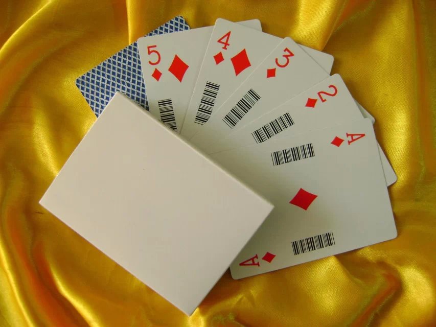 进口黑芯扑克 各种扑克定制 可按照要求定做